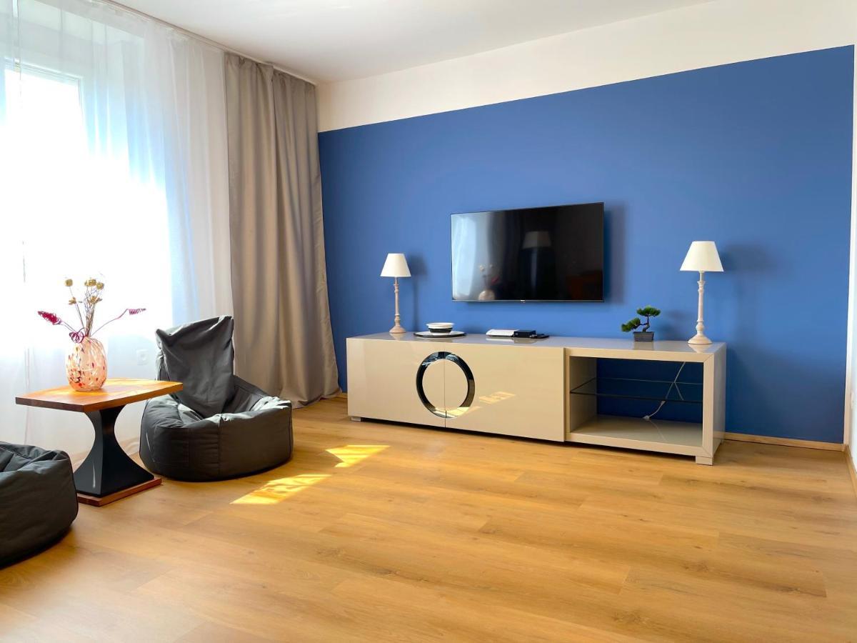 Happy Casa Isola Grande Apartment Izola Bagian luar foto
